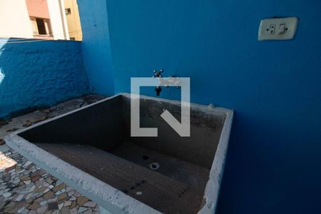 Casa à venda com 152m², 3 quartos e 2 vagas Casa à venda com 152m², 3 quartos e 2 vagasÁrea de serviço