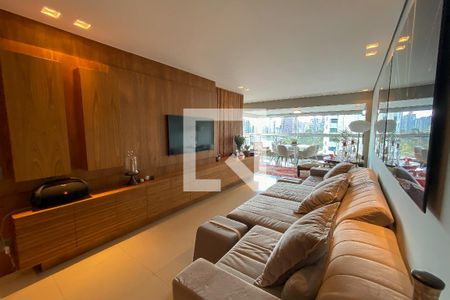 Sala de apartamento à venda com 4 quartos, 200m² em Belvedere, Belo Horizonte