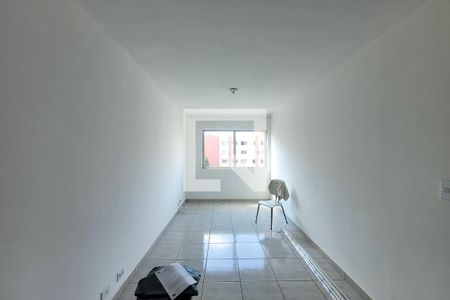 Sala de estar de apartamento para alugar com 3 quartos, 82m² em Jardim Patente, São Paulo