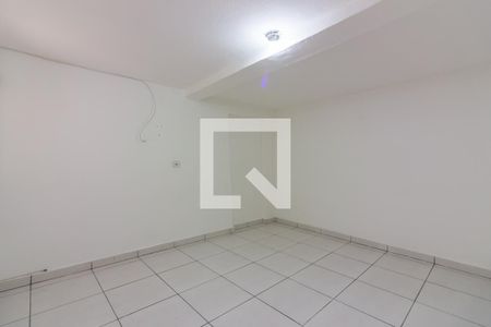 Quarto de casa para alugar com 1 quarto, 35m² em Santo Antônio, Osasco