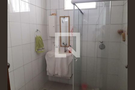 Casa à venda com 320m², 2 quartos e 2 vagas