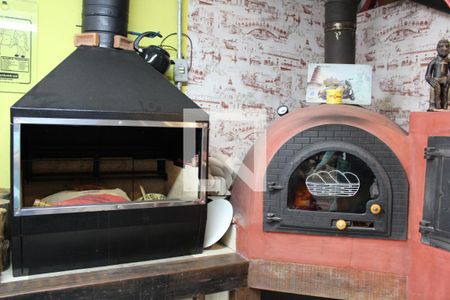 Casa à venda com 200m², 3 quartos e 3 vagasChurrasqueira