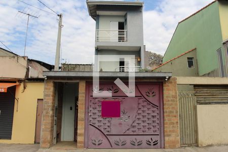 Casa à venda com 200m², 3 quartos e 3 vagasFachada