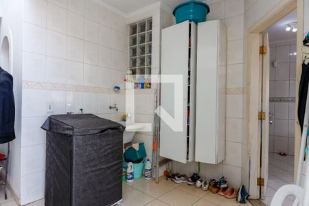 Casa à venda com 250m², 3 quartos e 4 vagas Casa à venda com 250m², 3 quartos e 4 vagasÁrea de Serviço