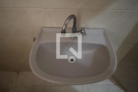Banheiro de casa para alugar com 1 quarto, 60m² em Cambuci, São Paulo