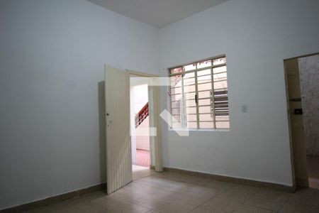 Quarto de casa para alugar com 1 quarto, 60m² em Cambuci, São Paulo