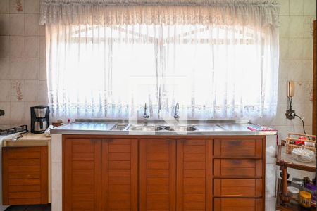 Casa à venda com 360m², 3 quartos e 5 vagas Casa à venda com 360m², 3 quartos e 5 vagasCozinha