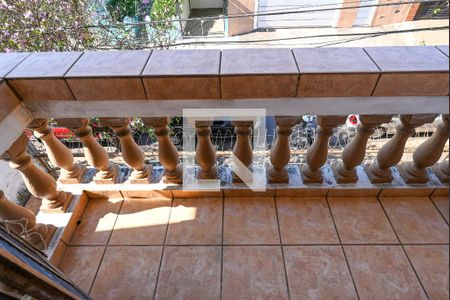 Casa à venda com 360m², 3 quartos e 5 vagas Casa à venda com 360m², 3 quartos e 5 vagasVaranda