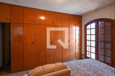 Casa à venda com 360m², 3 quartos e 5 vagas Casa à venda com 360m², 3 quartos e 5 vagasQuarto 3