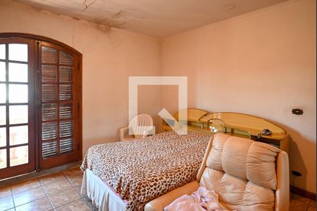 Casa à venda com 360m², 3 quartos e 5 vagas Casa à venda com 360m², 3 quartos e 5 vagasQuarto 3