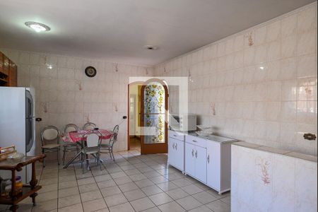 Casa à venda com 360m², 3 quartos e 5 vagas Casa à venda com 360m², 3 quartos e 5 vagasCozinha