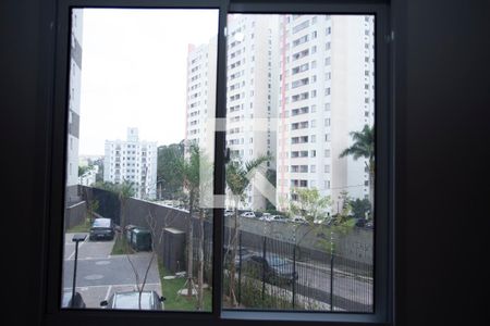 Vista Quarto 1 de apartamento à venda com 2 quartos, 37m² em Jardim Santa Emilia, São Paulo