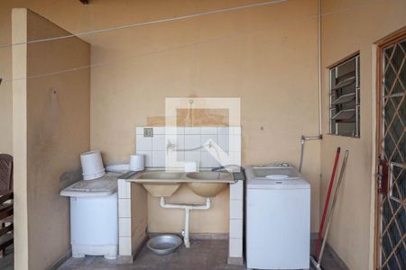 Casa à venda com 200m², 3 quartos e 3 vagasÁrea de serviço