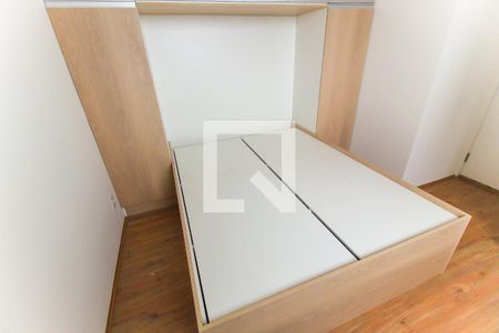 Quarto 1 de apartamento para alugar com 2 quartos, 31m² em Itaquera, São Paulo