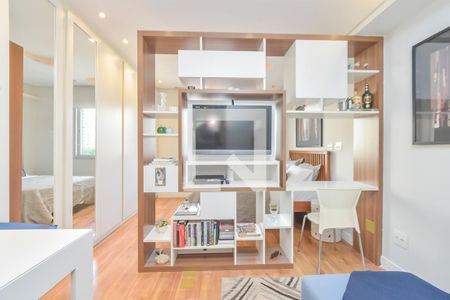 Sala de apartamento à venda com 1 quarto, 32m² em Vila Buarque, São Paulo
