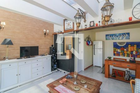 Apartamento à venda com 150m², 2 quartos e 2 vagas Apartamento à venda com 150m², 2 quartos e 2 vagasCobertura - Sala