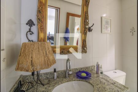 Apartamento à venda com 150m², 2 quartos e 2 vagas Apartamento à venda com 150m², 2 quartos e 2 vagasBanheiro da Suíte 2