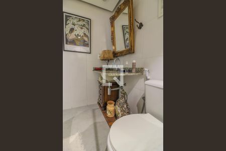 Apartamento à venda com 150m², 2 quartos e 2 vagas Apartamento à venda com 150m², 2 quartos e 2 vagasBanheiro da Suíte 2