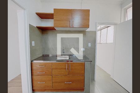 Apartamento à venda com 110m², 2 quartos e sem vaga Apartamento à venda com 110m², 2 quartos e sem vagaCozinha