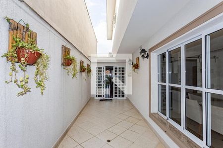 Casa à venda com 378m², 3 quartos e 4 vagas Casa à venda com 378m², 3 quartos e 4 vagasQuintal