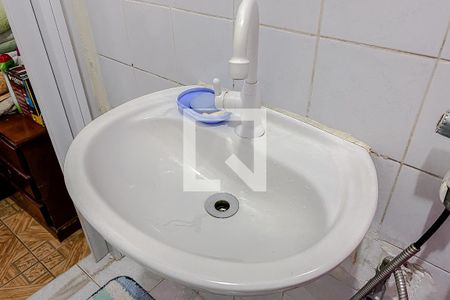 Casa à venda com 68m², 2 quartos e sem vagaBanheiro da Suíte