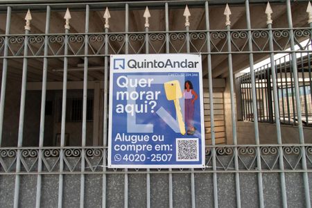 Casa à venda com 147m², 3 quartos e 2 vagas Casa à venda com 147m², 3 quartos e 2 vagasPlaca