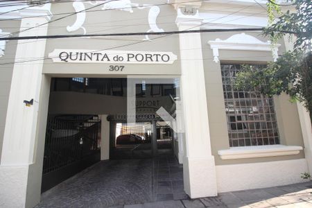 Apartamento à venda com 67m², 2 quartos e 2 vagasFachada e portaria