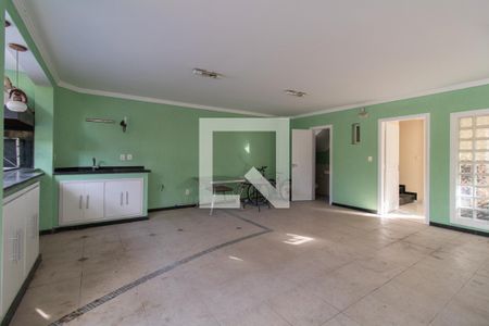 Casa de condomínio à venda com 195m², 3 quartos e 2 vagasGaragem