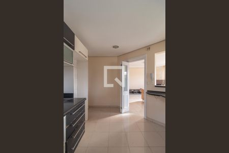 Casa de condomínio à venda com 195m², 3 quartos e 2 vagasCozinha e Área de Serviço