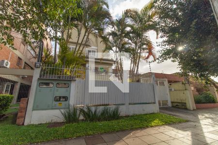 Casa de condomínio à venda com 195m², 3 quartos e 2 vagasFachada