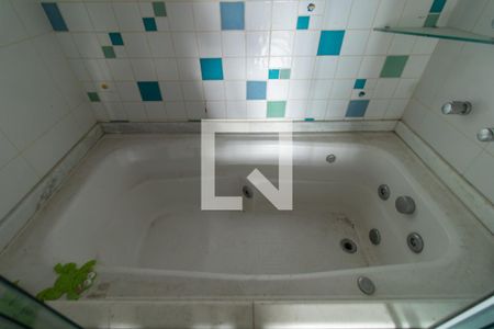 Casa de condomínio à venda com 195m², 3 quartos e 2 vagasBanheiro Corredor