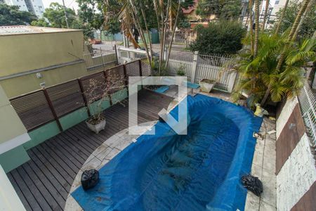 Casa de condomínio à venda com 195m², 3 quartos e 2 vagasVista