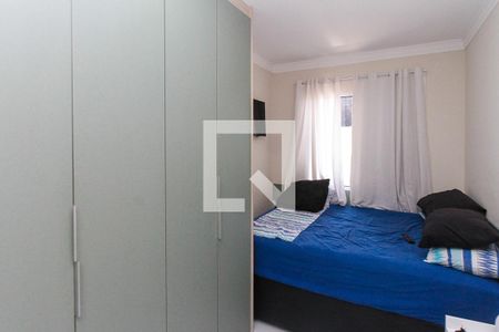 Apartamento à venda com 53m², 2 quartos e 1 vagaQuarto 02