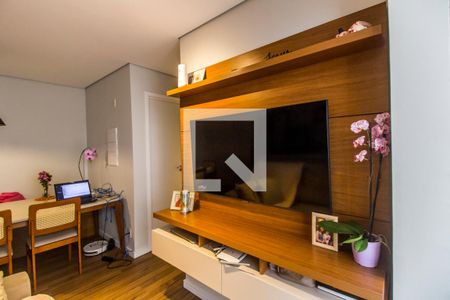 Sala  de apartamento à venda com 2 quartos, 52m² em Alphaville Empresarial, Barueri
