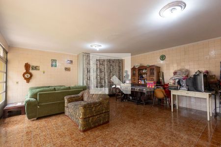 Casa à venda com 240m², 3 quartos e 5 vagasSalão de Festas