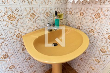 Casa à venda com 280m², 3 quartos e 3 vagasBanheiro 2