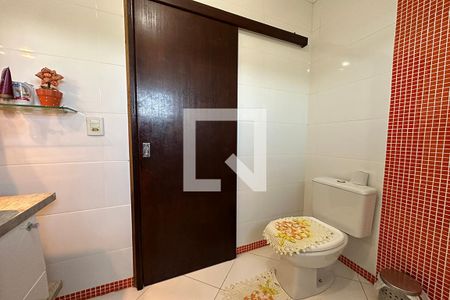 Casa à venda com 267m², 3 quartos e 2 vagasBanheiro