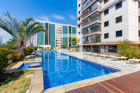 Apartamento à venda com 83m², 3 quartos e 1 vaga Apartamento à venda com 83m², 3 quartos e 1 vagaÁrea comum - Piscina