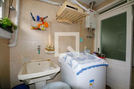 Casa à venda com 227m², 3 quartos e 4 vagasCozinha e Área de Área de Serviço Serviço 