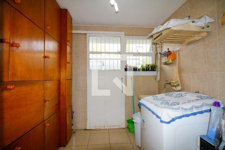 Casa à venda com 227m², 3 quartos e 4 vagasÁrea de Serviço 