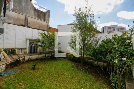 Casa à venda com 227m², 3 quartos e 4 vagasQuintal