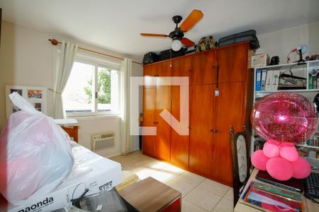 Casa à venda com 227m², 3 quartos e 4 vagasQuarto 2