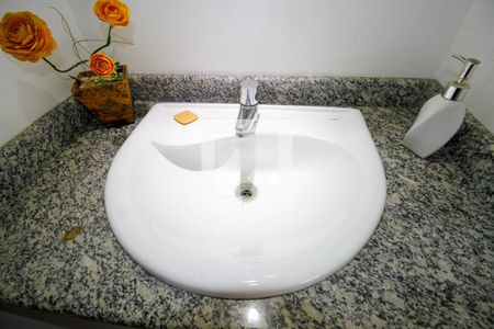 Casa à venda com 227m², 3 quartos e 4 vagasLavabo