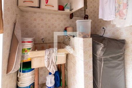 Casa à venda com 150m², 3 quartos e 2 vagas Casa à venda com 150m², 3 quartos e 2 vagasÁrea de Serviço