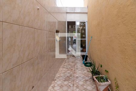 Casa à venda com 150m², 3 quartos e 2 vagas Casa à venda com 150m², 3 quartos e 2 vagasQuintal