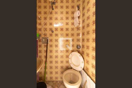 Casa à venda com 150m², 3 quartos e 2 vagas Casa à venda com 150m², 3 quartos e 2 vagasBanheiro de serviço