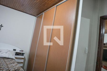 Casa à venda com 124m², 5 quartos e 2 vagas Casa à venda com 124m², 5 quartos e 2 vagasSuíte 2