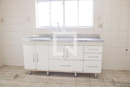 Casa à venda com 124m², 5 quartos e 2 vagas Casa à venda com 124m², 5 quartos e 2 vagasCozinha