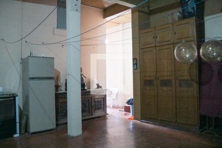 Casa à venda com 124m², 5 quartos e 2 vagas Casa à venda com 124m², 5 quartos e 2 vagasÁrea comum