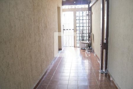 Casa à venda com 124m², 5 quartos e 2 vagas Casa à venda com 124m², 5 quartos e 2 vagasEntrada
